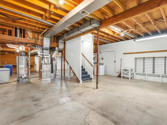 $349,000 | 2110 East Angle Road, Dakota, IL 61018