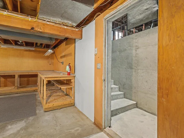 $349,000 | 2110 East Angle Road, Dakota, IL 61018