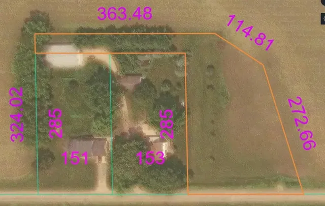 $349,000 | 2110 East Angle Road, Dakota, IL 61018