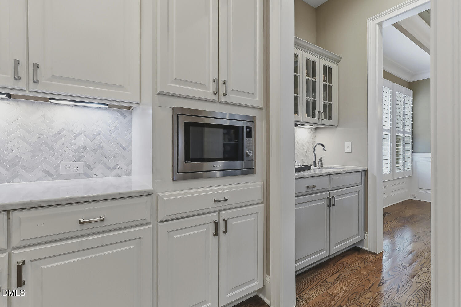 3709 Rolston Drive Raleigh, NC 27609 - Photo 25 of 91 032