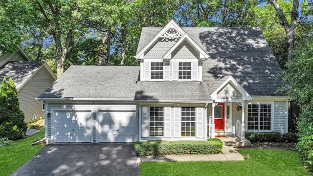 $499,000 | 6 Dartmouth Court, Streamwood, IL 60107