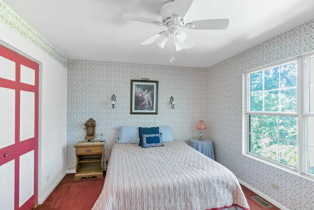 $499,000 | 6 Dartmouth Court, Streamwood, IL 60107