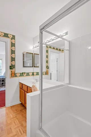 $499,000 | 6 Dartmouth Court, Streamwood, IL 60107