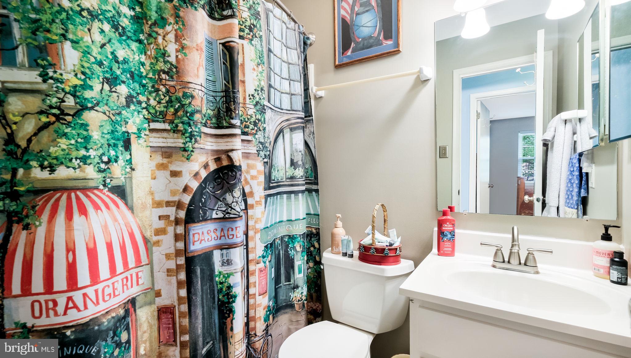 112 Sandy Ridge Drive Doylestown, PA 18901 - Photo 23 of 29 Hallway Full Bath