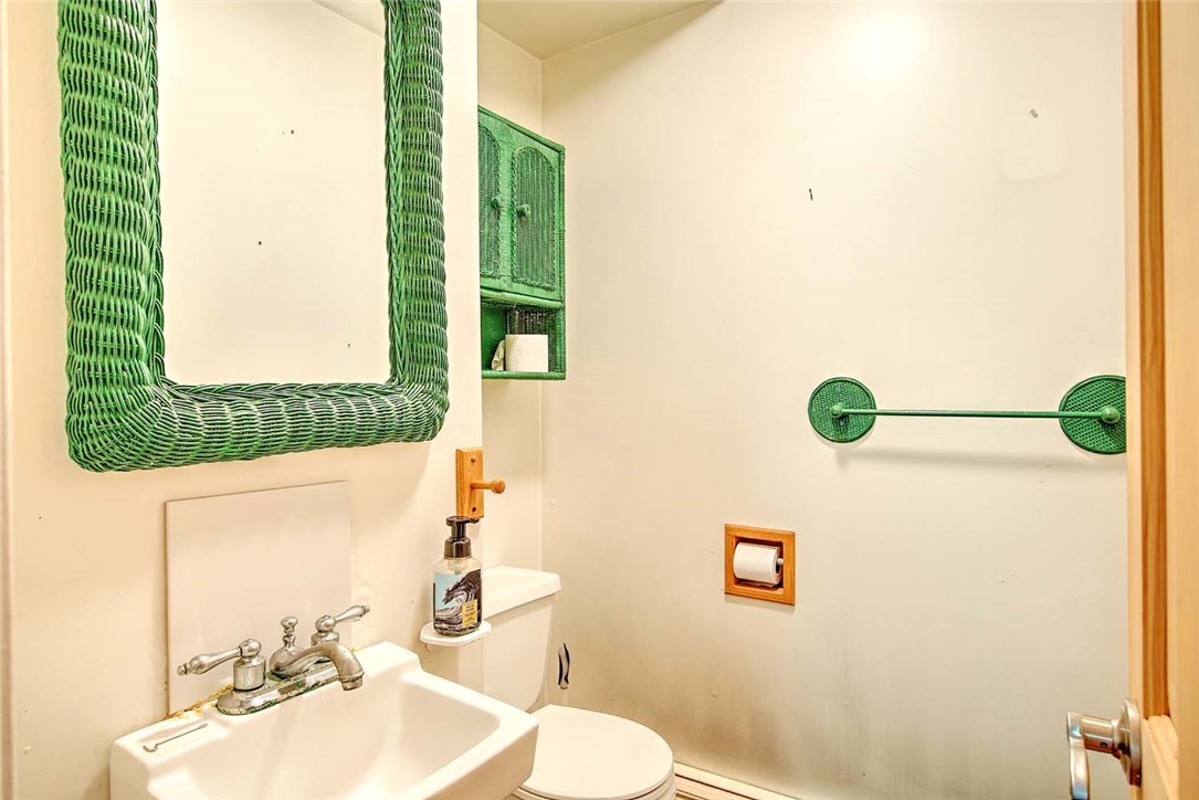 20 Ramble Road Glocester, RI 02857 - Photo 24 of 49