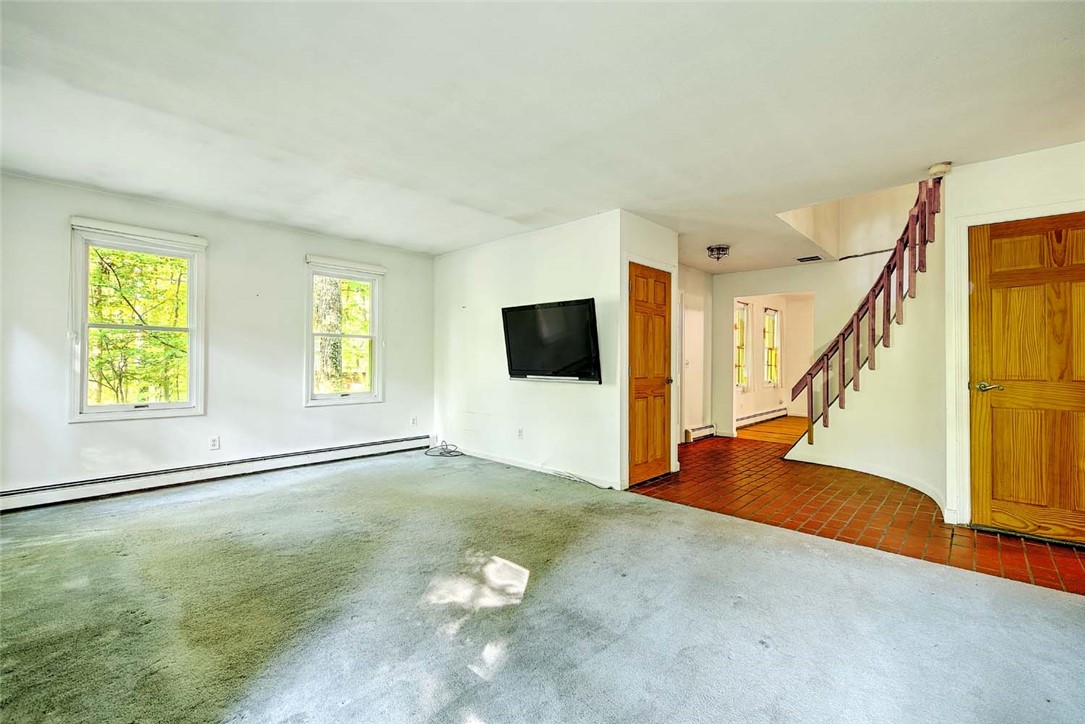 20 Ramble Road Glocester, RI 02857 - Photo 9 of 49