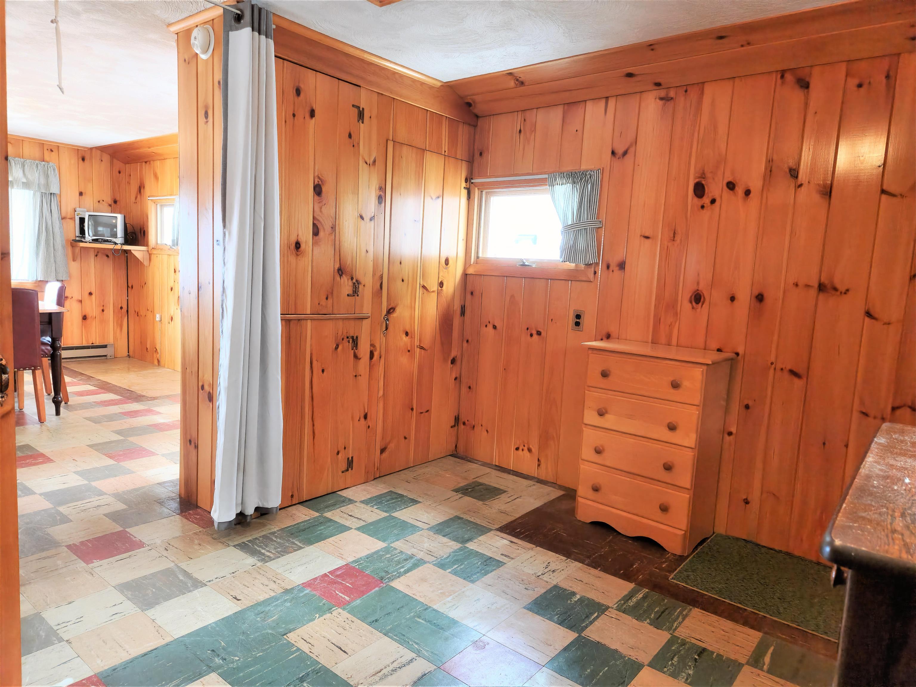 28 Woodbridge Road Gilford, NH 03249 - Photo 21 of 40