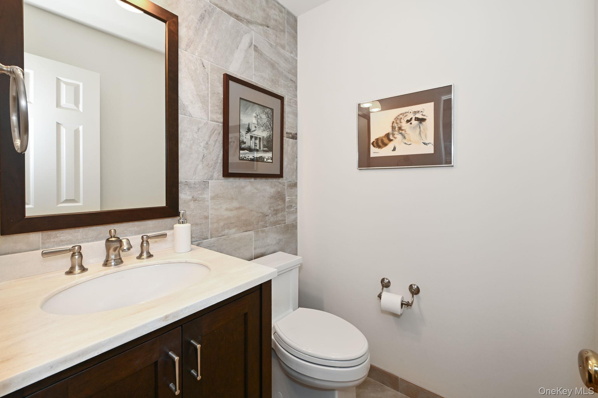 44 Butler Hill Road Somers, NY 10589 - Photo 11 of 29 Powder Room