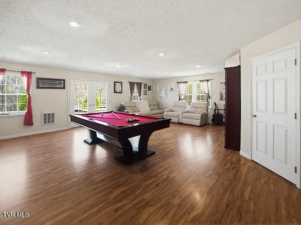 $209,000 | 1124 Oakdale Road, Hurley, VA 24620