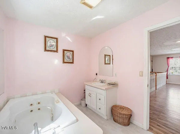 $209,000 | 1124 Oakdale Road, Hurley, VA 24620