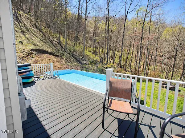 $209,000 | 1124 Oakdale Road, Hurley, VA 24620