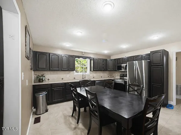 $209,000 | 1124 Oakdale Road, Hurley, VA 24620