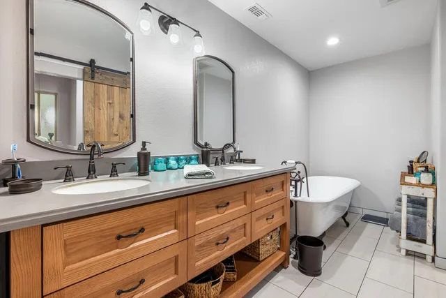 $2,325,000 | 4742 Crow Road, Oakdale, CA 95361