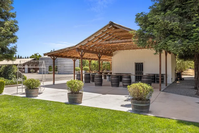 $2,325,000 | 4742 Crow Road, Oakdale, CA 95361