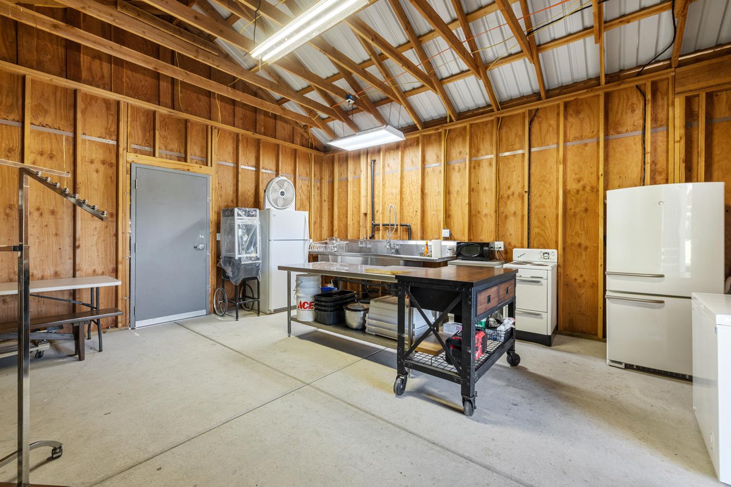 4742 Crow Road Oakdale, CA 95361 - Photo 45 of 95