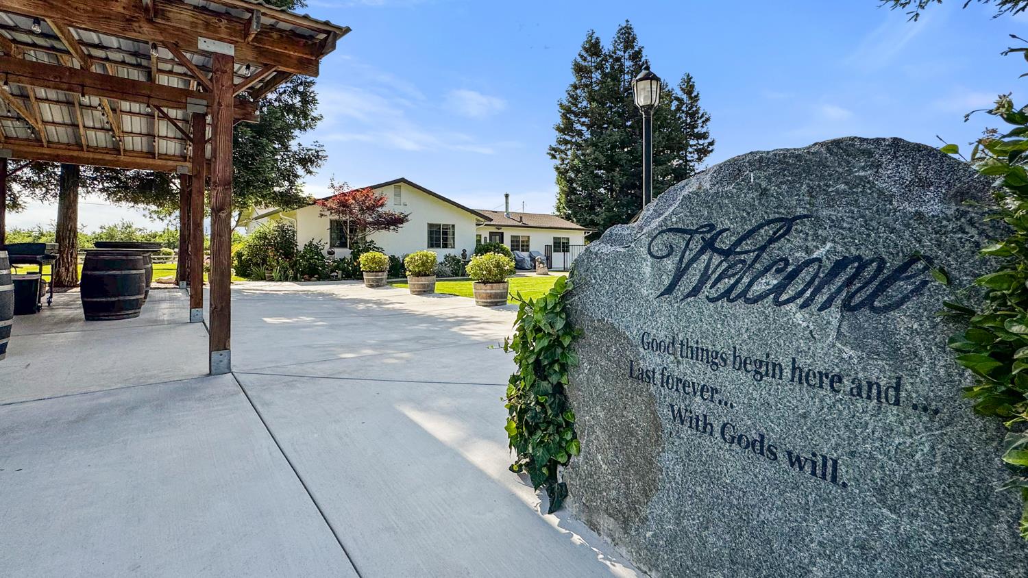 4742 Crow Road Oakdale, CA 95361 - Photo 79 of 95 a view of a house with a yard