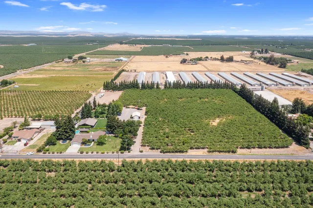 $2,325,000 | 4742 Crow Road, Oakdale, CA 95361