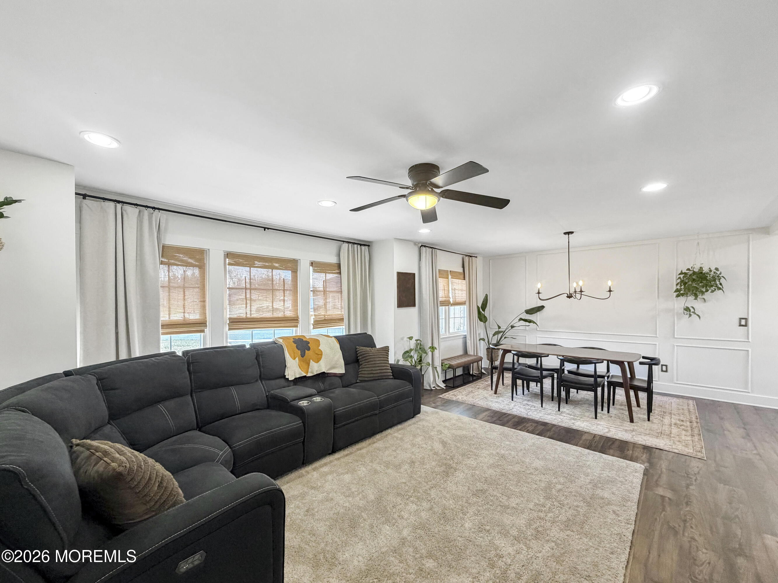 113 Newbury Road Howell, NJ 07731 - Photo 7 of 41 Living/Dining