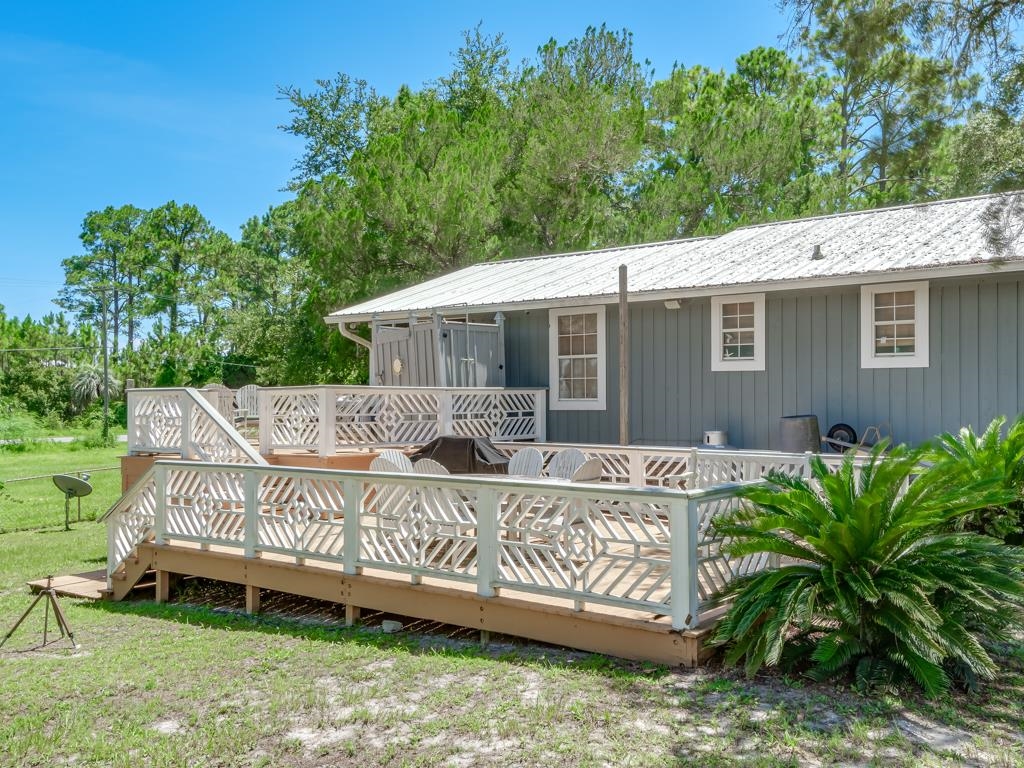 111 California Street Carrabelle, FL 32322 - Photo 15 of 47