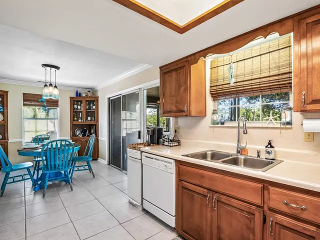 $291,000 | 111 California Street, Carrabelle, FL 32322