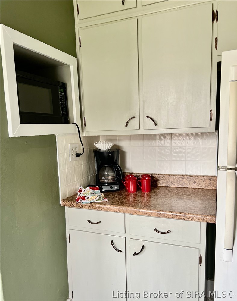 104 South Francke Road Henryville, IN 47126 - Photo 11 of 19 Coffee Area