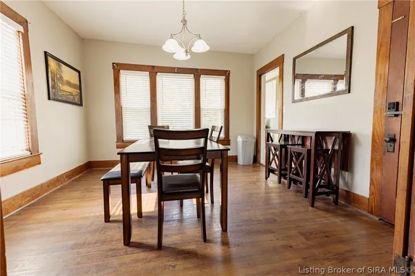 $218,500 | 104 South Francke Road, Henryville, IN 47126