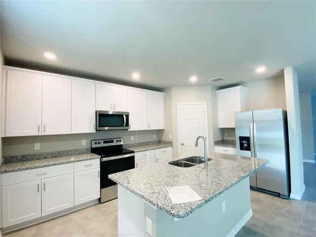 $2,399 | 535 Amadoras Way, St. Cloud, FL 34771