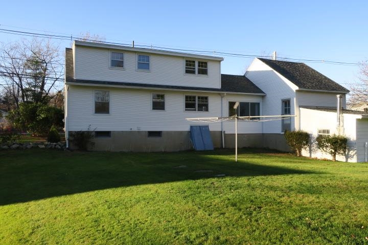 524 Wallis Road Rye, NH 03870 - Photo 4 of 29