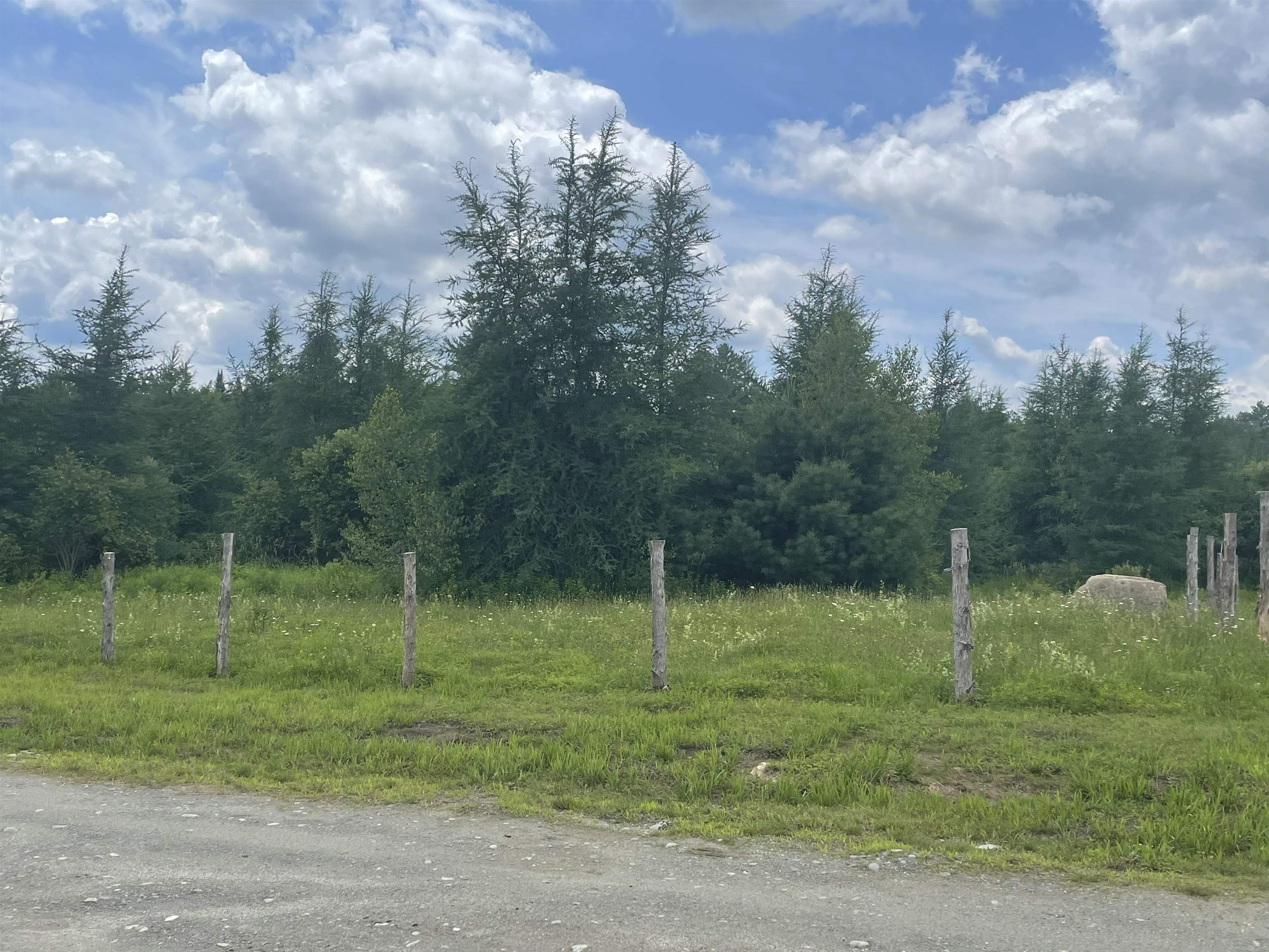 307 Jefferson Road Whitefield, NH 03598 - Photo 6 of 52