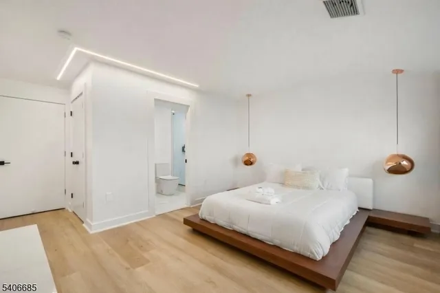 $729,999 | 6 Harbor Front Terrace, Unit 6, Elizabeth Port, NJ 07206