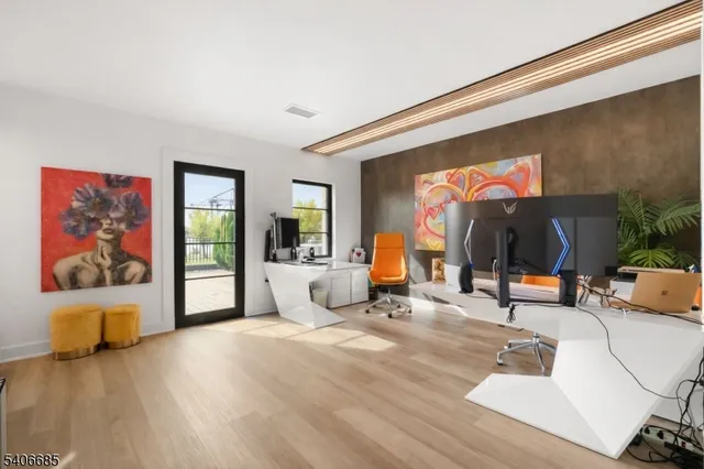 $729,999 | 6 Harbor Front Terrace, Unit 6, Elizabeth Port, NJ 07206