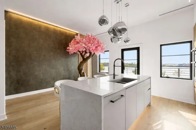 $729,999 | 6 Harbor Front Terrace, Unit 6, Elizabeth Port, NJ 07206