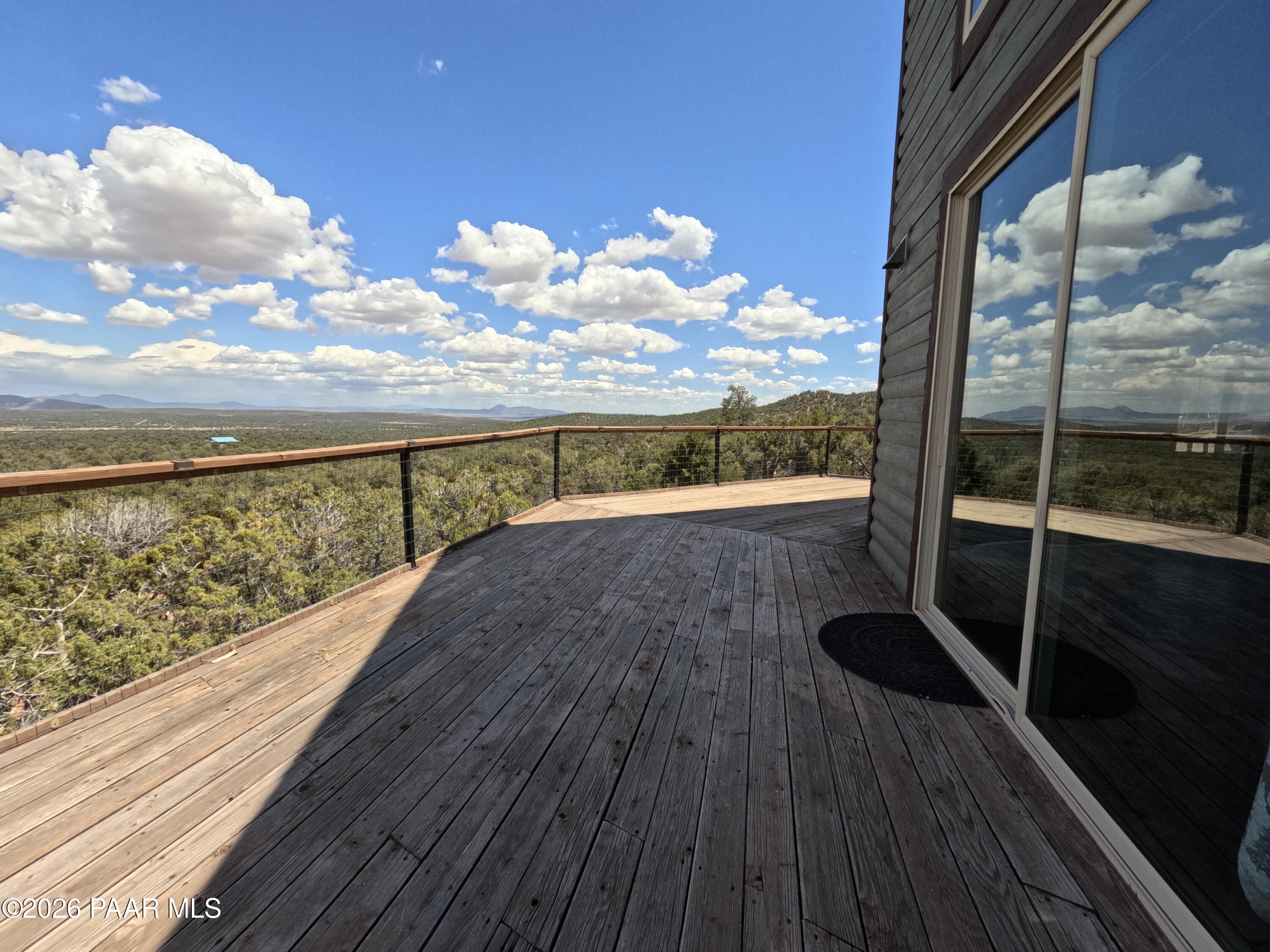33867 West Whiskey River Road Seligman, AZ 86337 - Photo 26 of 50 Deck view east