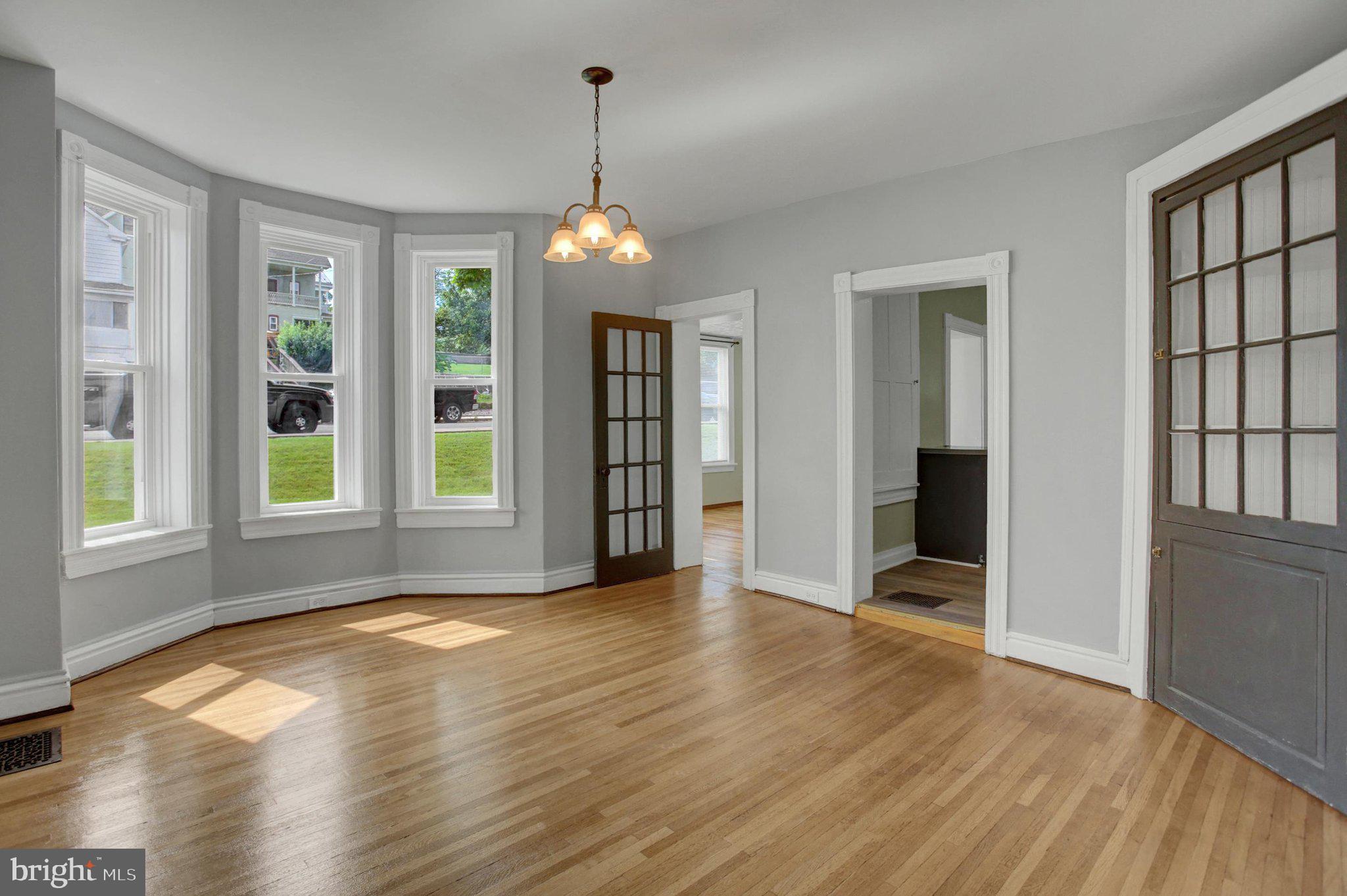 46 West 3rd Street Waynesboro, PA 17268 - Photo 15 of 44