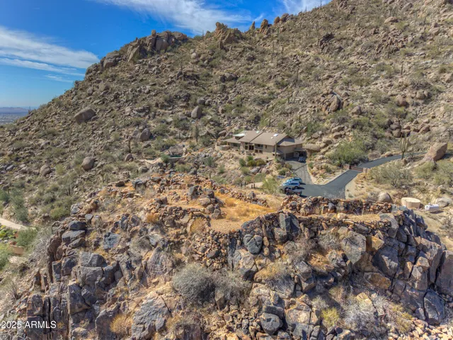 $895,000 | 7018 East Stage Coach Pass, Unit 535 AND 536, Carefree, AZ 85377