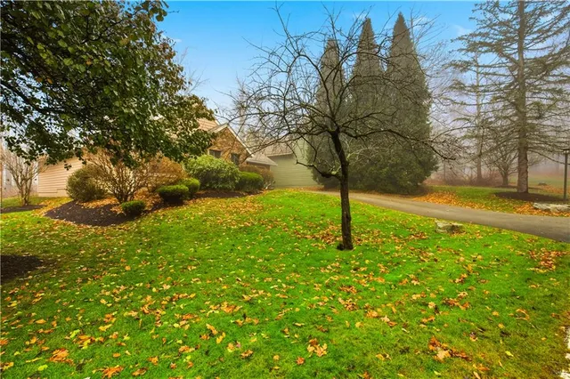 $475,000 | 1752 Greenfield Drive, Hidden Valley, PA 15502