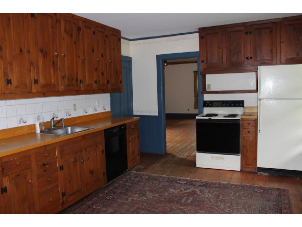 240 Nuissl Road Barre Town, VT 05641 - Photo 3 of 21