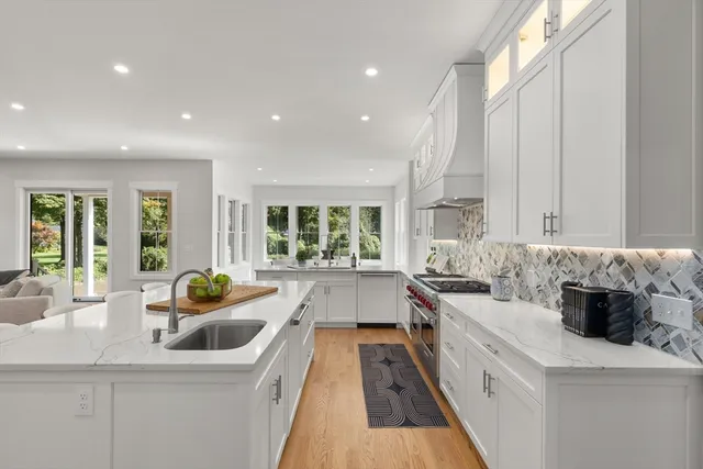 $3,195,000 | 19 Old Connecticut Path, Wayland, MA 01778