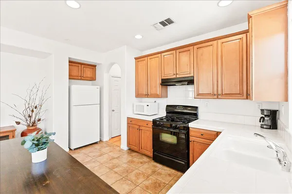 $625,000 | 2820 Hawaiian Petrel Avenue, Modesto, CA 95355