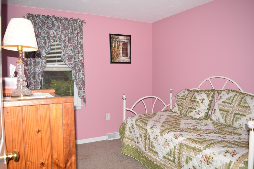 142 Ridge Road, Unit 142 Northborough, MA 01532 - Photo 9 of 16 Gallery Image 9
