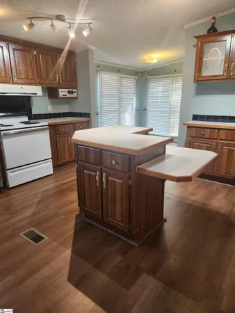 $173,000 | 102 Brentwood Circle, Greenville, SC 29605