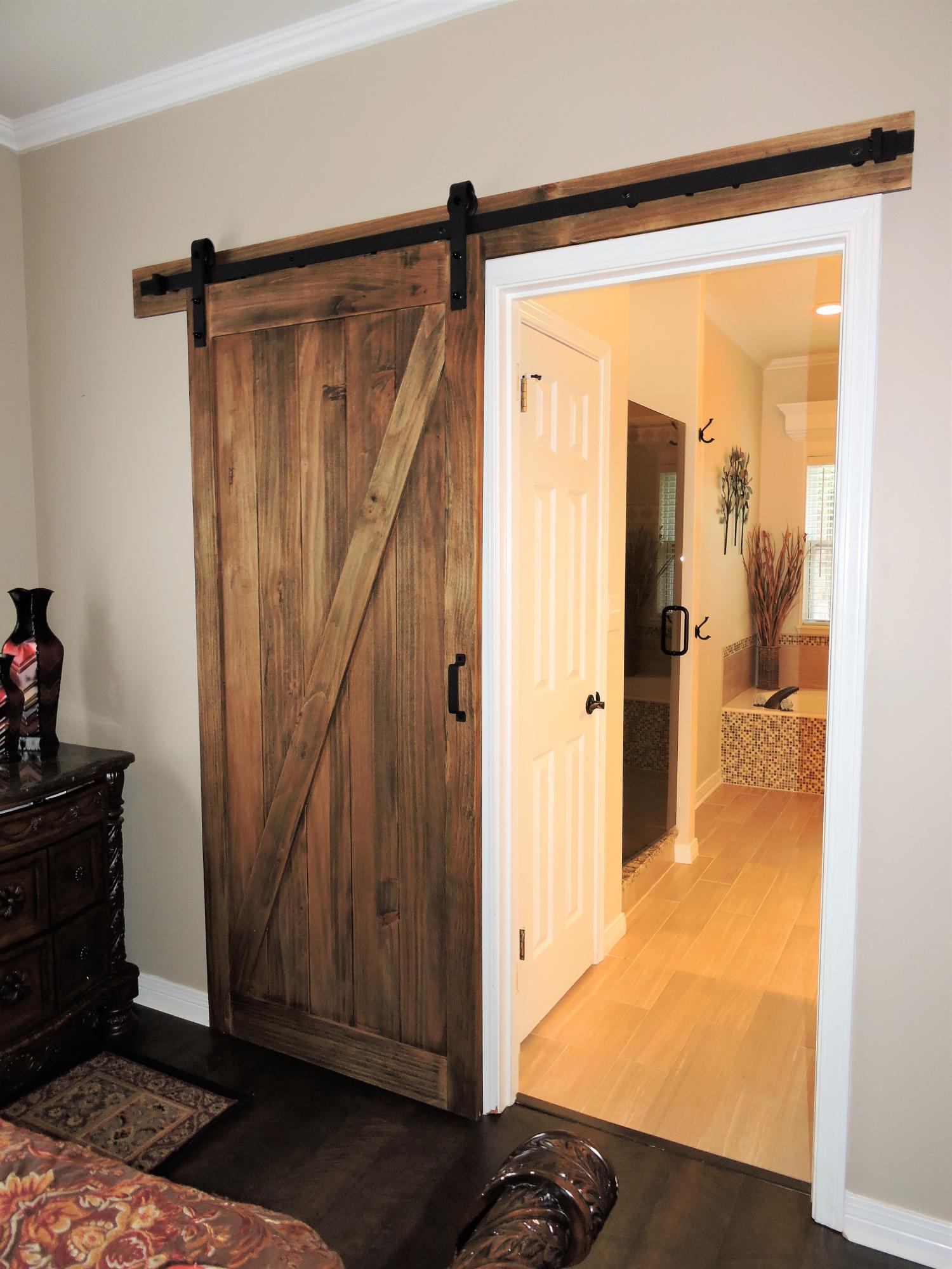 4458 Kingslynn Road Niceville, FL 32578 - Photo 14 of 37 a view of a small space