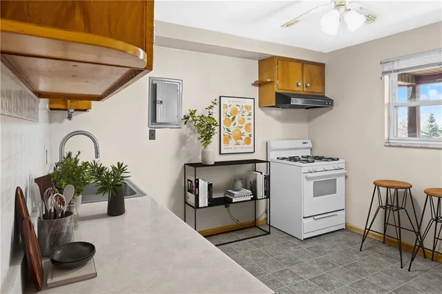 $189,900 | 813 Lynda Lane, North Versailles, PA 15137