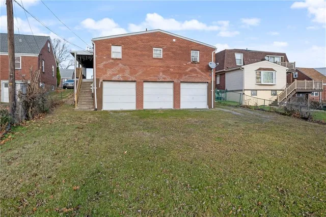 $189,900 | 813 Lynda Lane, North Versailles, PA 15137