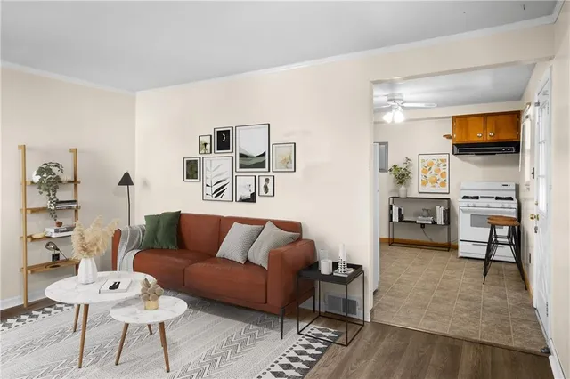 $189,900 | 813 Lynda Lane, North Versailles, PA 15137