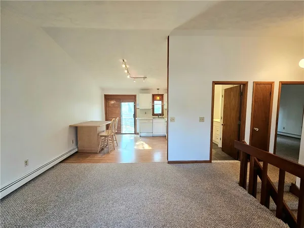 $719,900 | 3 Lakeview Drive, Narragansett, RI 02882