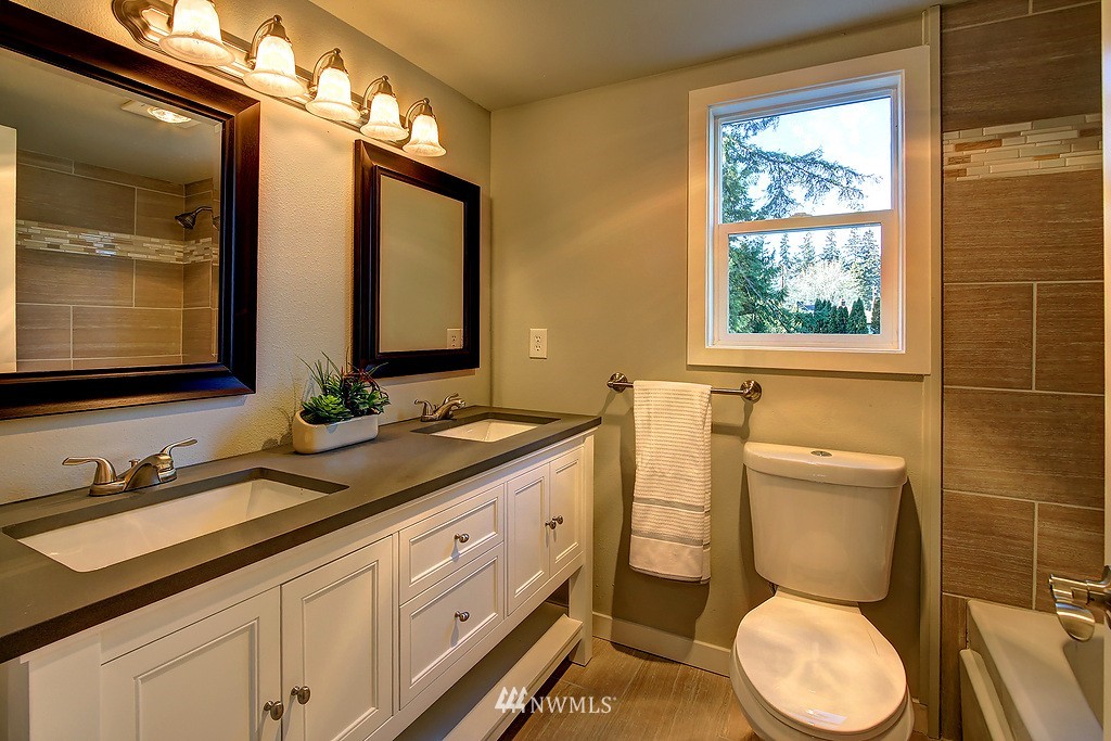 5806 Lowell Road Everett, WA 98203 - Photo 11 of 19