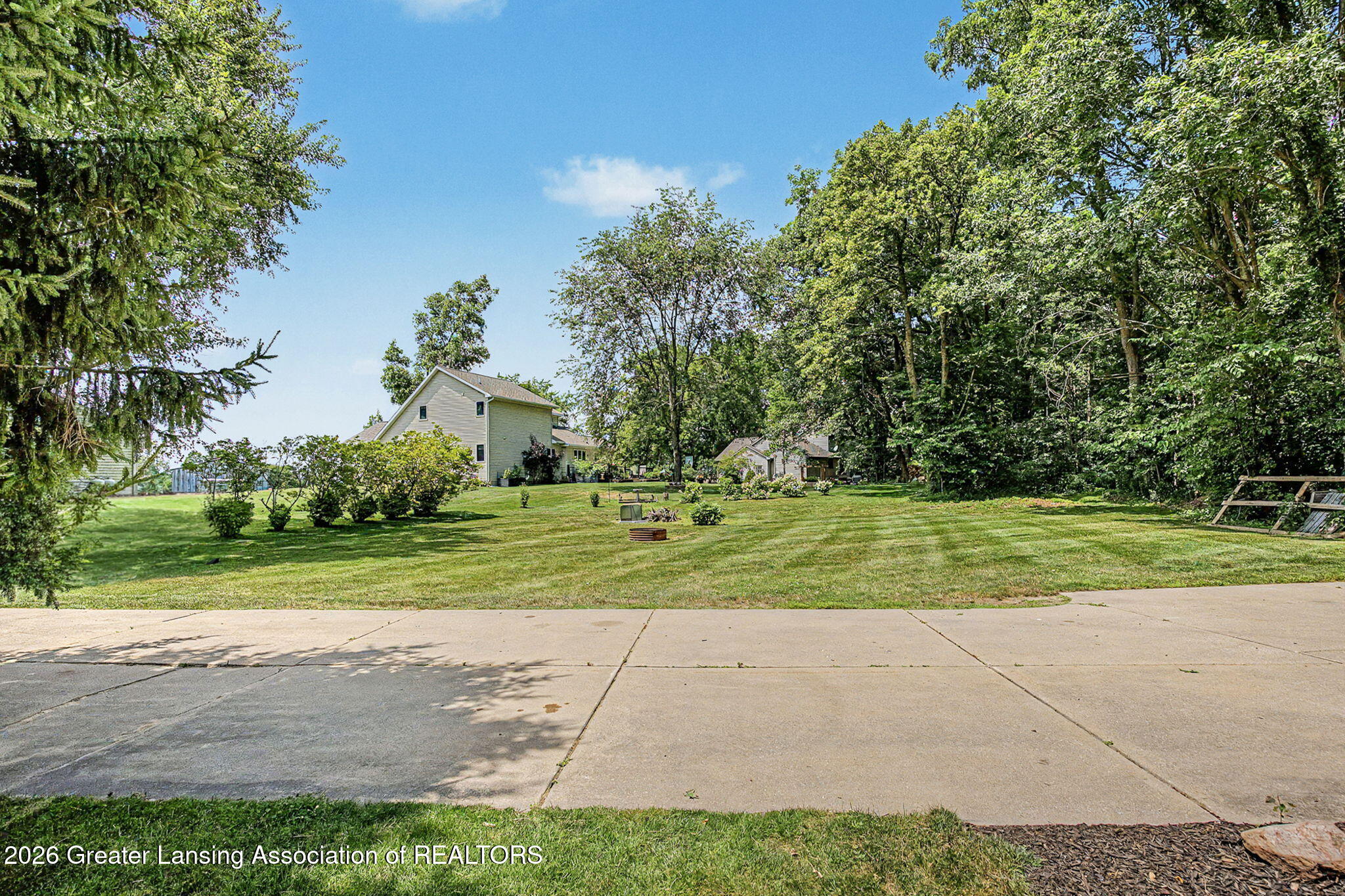 6989 Lyons Road Portland, MI 48875 - Photo 10 of 21 10-web-or-mls-CQ1A6460