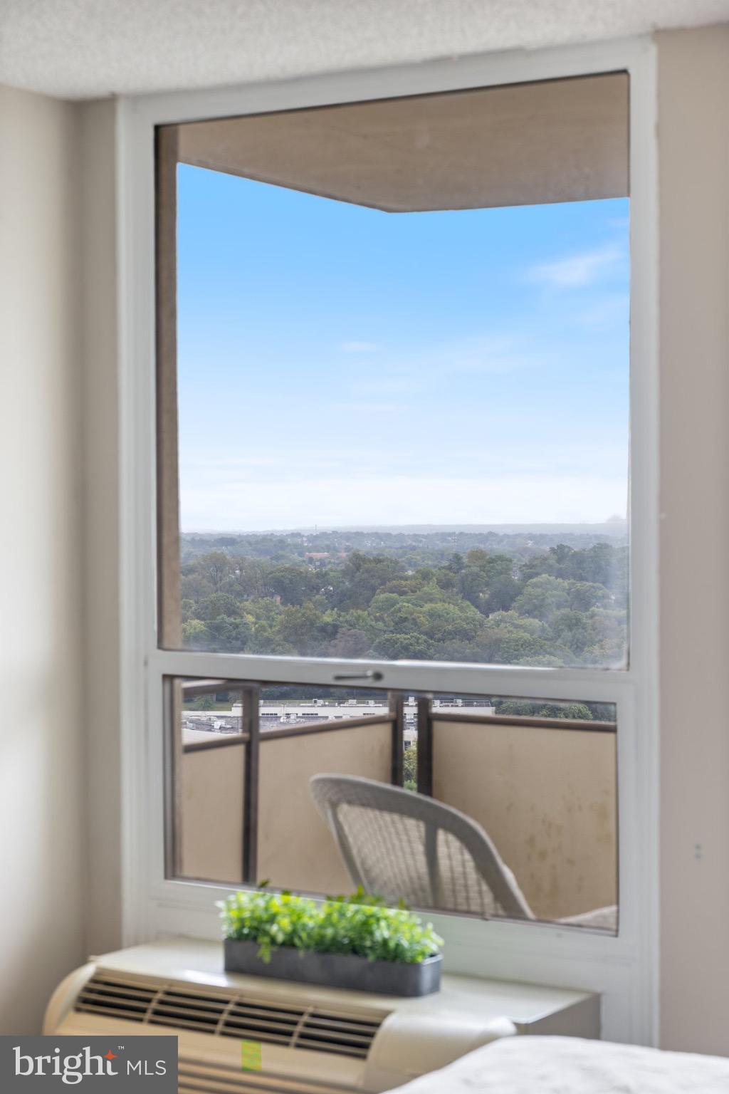 205 East Joppa Road, Unit 2403 Towson, MD 21286 - Photo 18 of 48 a view of a livingroom with a workspace