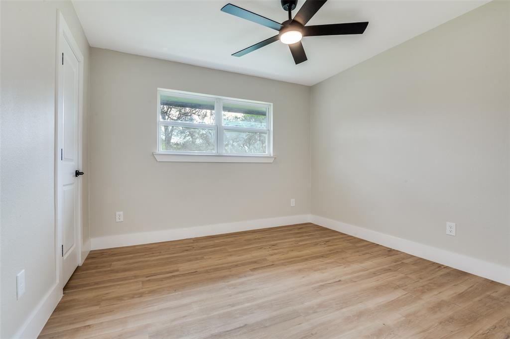 6016 Jacqueline Road Fort Worth, TX 76112 - Photo 22 of 35